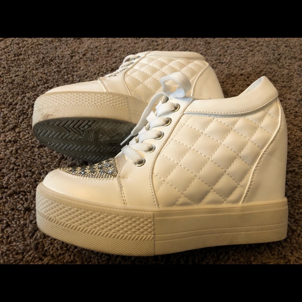 💎 Blinged Out Bridal Glitzy Sneaker with 4 Inch Wedge - Worn Once ! 💎 - Picture 3 of 10
